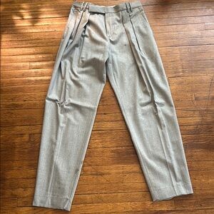 Carven Gray Dress Pants with Straight-Leg Fit and Front Pleats